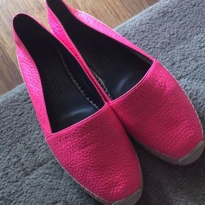 Burberry leather shoes